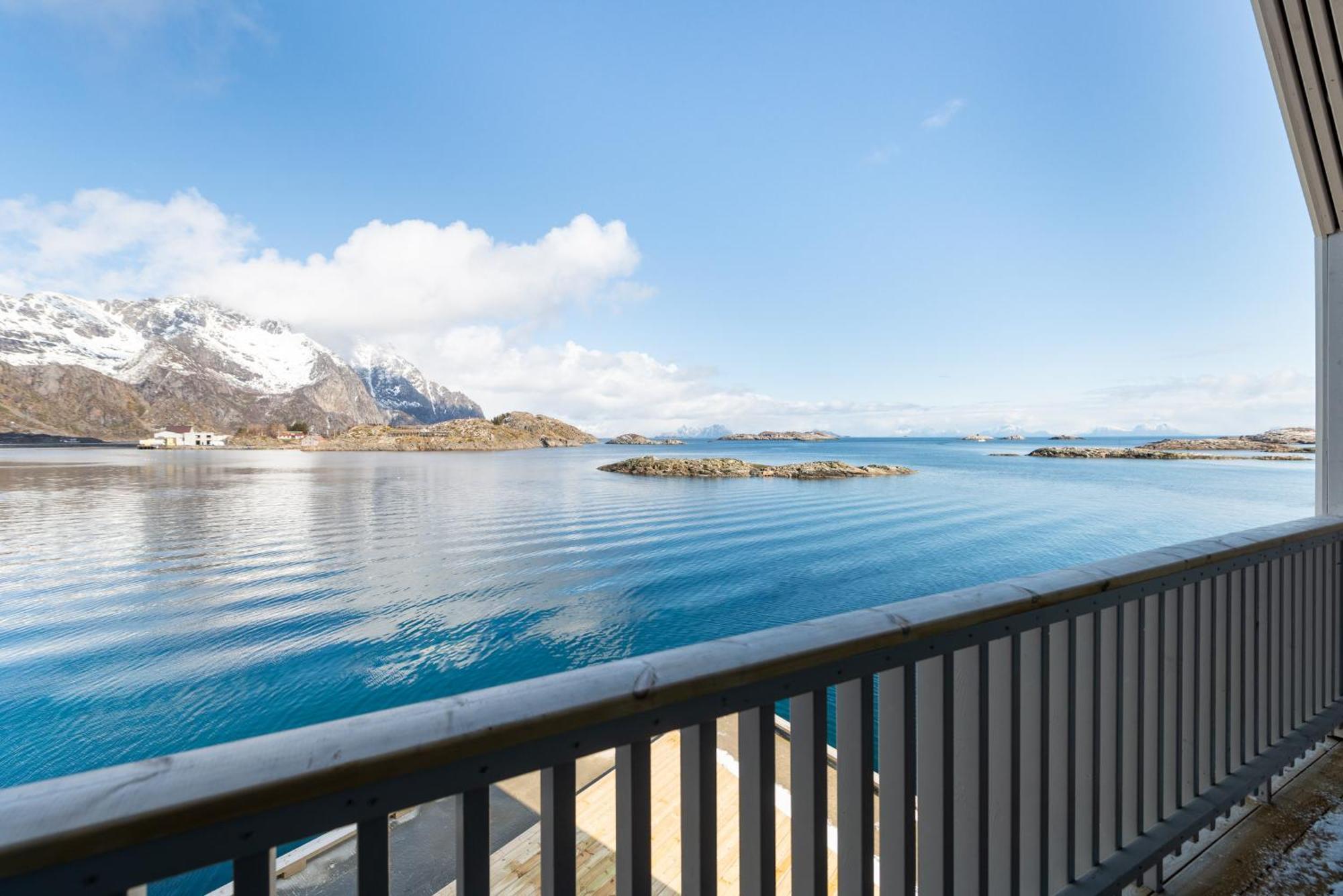 Cornerview Apartment Henningsvær Exterior foto